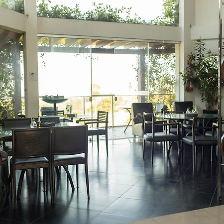 ホテル Orquidea Cafe グアラパリー エクステリア 写真